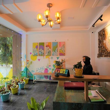 The Sweven Rishikesh Hostel Buitenkant foto