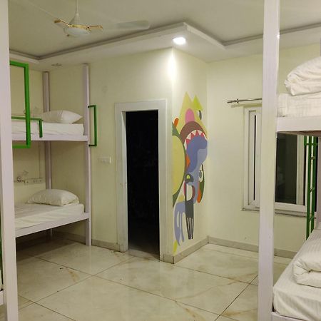 The Sweven Rishikesh Hostel Buitenkant foto
