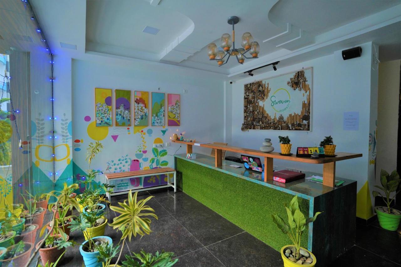 The Sweven Rishikesh Hostel Buitenkant foto