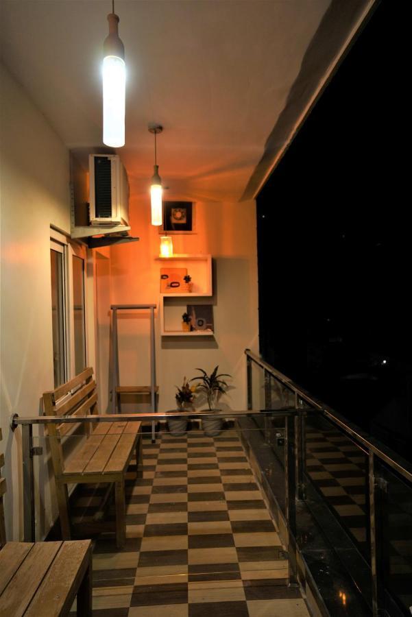 The Sweven Rishikesh Hostel Buitenkant foto