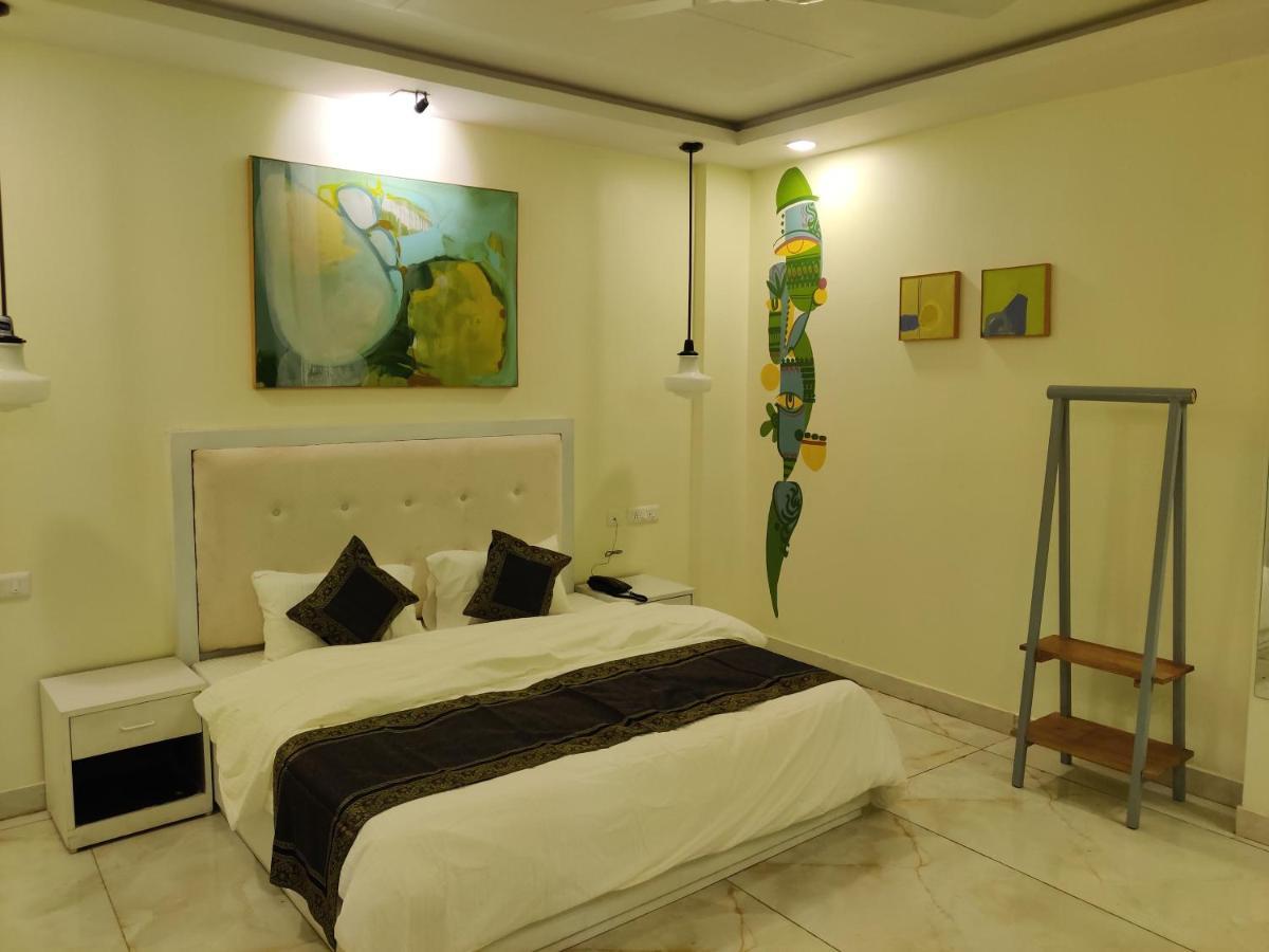 The Sweven Rishikesh Hostel Buitenkant foto