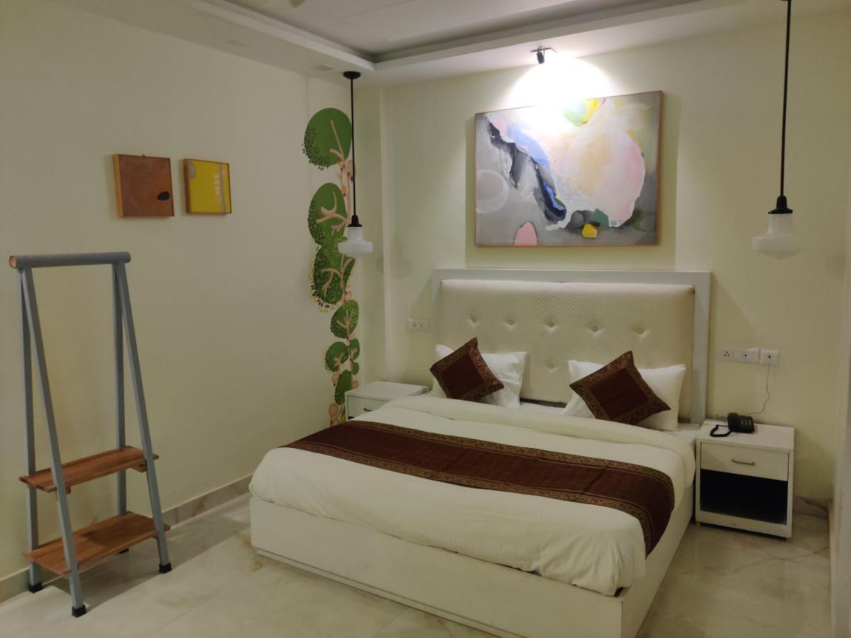 The Sweven Rishikesh Hostel Buitenkant foto