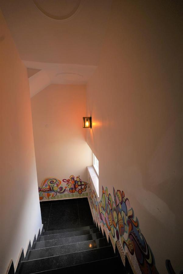 The Sweven Rishikesh Hostel Buitenkant foto