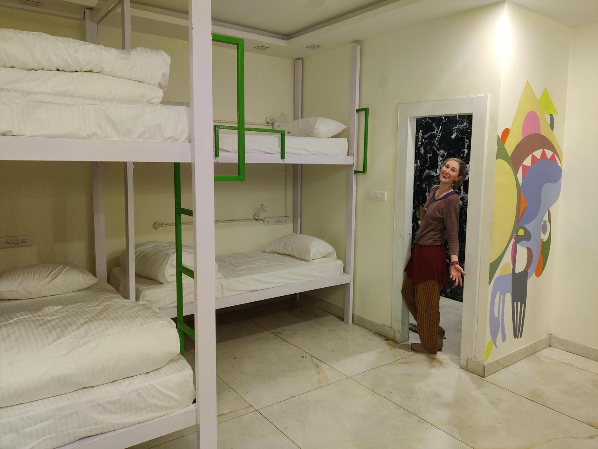The Sweven Rishikesh Hostel Buitenkant foto